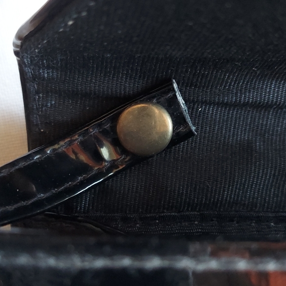 Vintage patent leather clutch - Picture 6 of 11